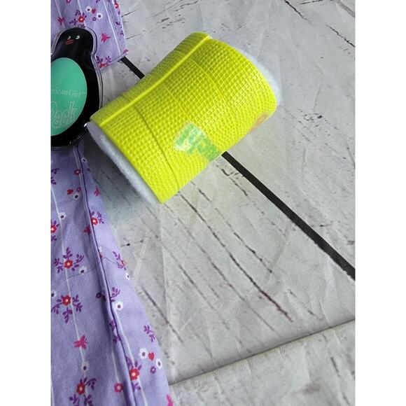 American Girl Doll Hospital Gown Yellow Cast Penguin Ice Pack - Picture 4 of 5